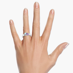mothers ring on hand