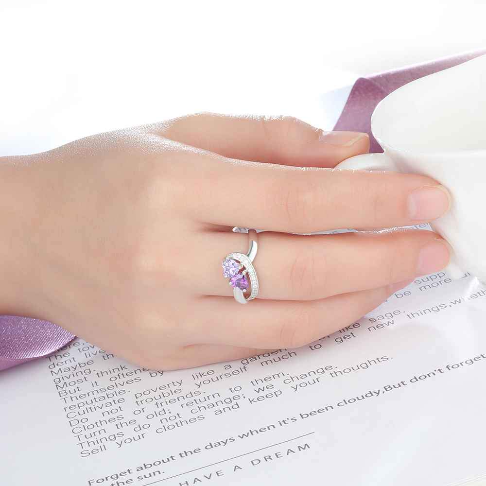 personalized ring on model hand glamcarat
